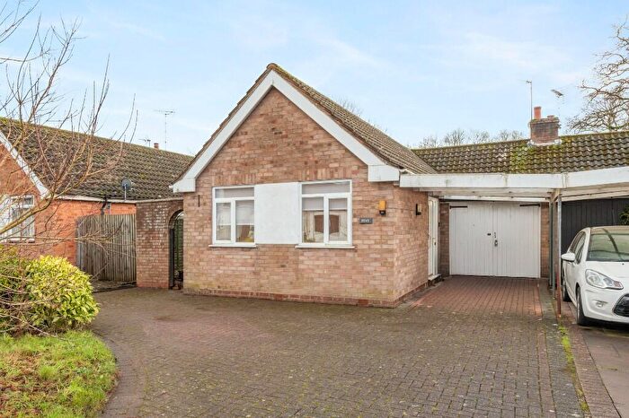 2 Bedroom Semi-Detached Bungalow For Sale In Spring Lane, Hockley Heath, B94