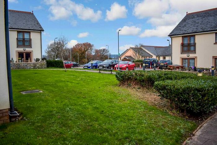 2 Bedroom Ground Flat For Sale In Llewelyn Court, Brocastle, Bridgend, Bridgend County., CF35
