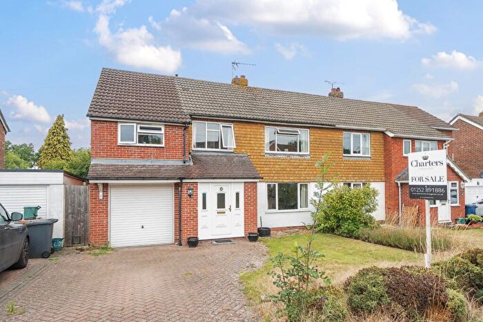 4 Bedroom Semi-Detached House For Sale In Copse Way, Wrecclesham, Farnham, Surrey, GU10
