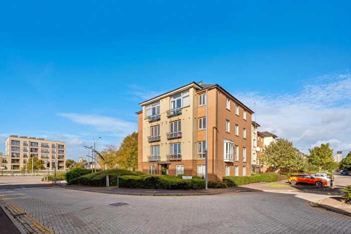2 Bedroom Flat For Sale In Ffordd Garthorne, Livorno House Ffordd Garthorne, CF10