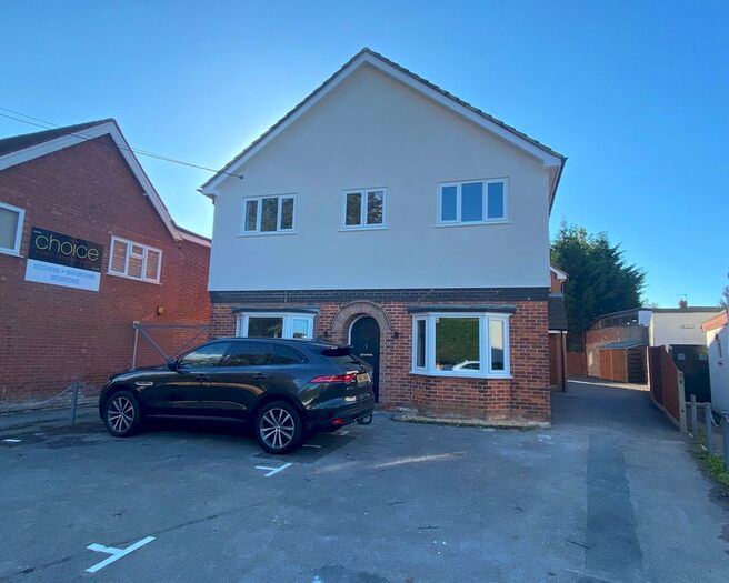 1 Bedroom Flat To Rent In Shinfield Road, Reading, RG2