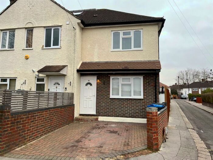 2 Bedroom End Of Terrace House To Rent In Violet Gardens, Croydon, Surrey, CR0