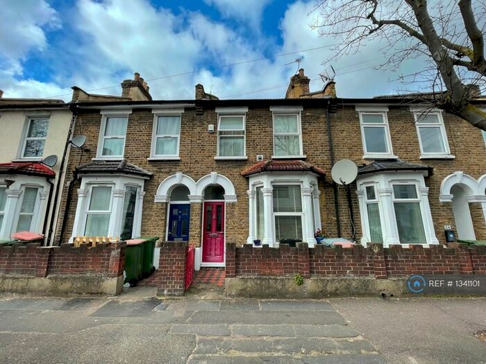 3 Bedroom Terraced House To Rent In Corporation Street, London, E15