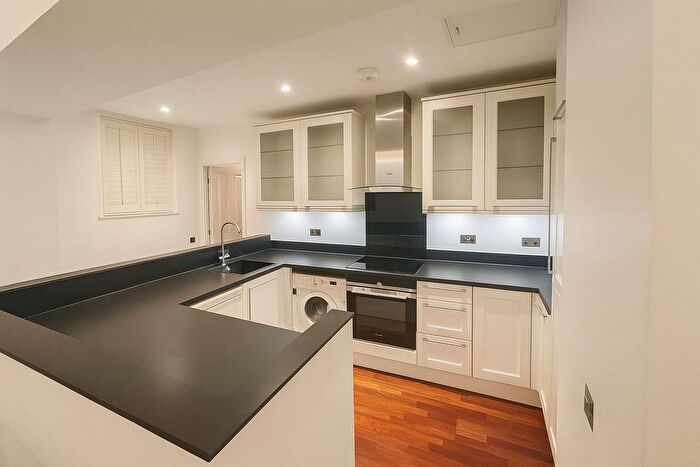 3 Bedroom Flat To Rent In Bickenhall Mansions, Bickenhall Street, Westminster, W1U