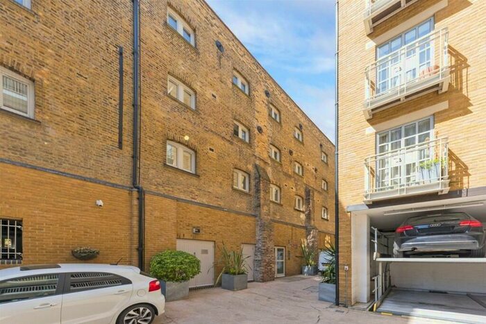 1 Bedroom Apartment To Rent In East India Court, Bombay Wharf. Marychurch Street, London, SE16