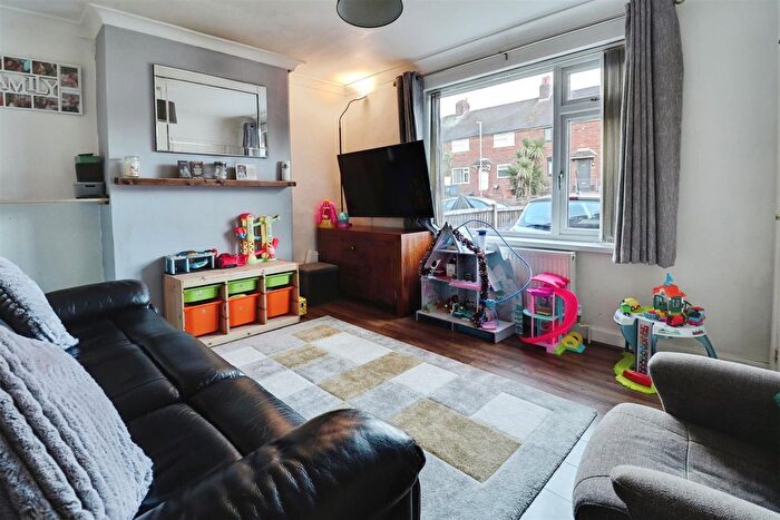 2 Bedroom End Terrace House For Sale In Albemarle Road, Newcastle, ST5