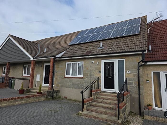 3 Bedroom House To Rent In Arnold Road, Ryde, PO33