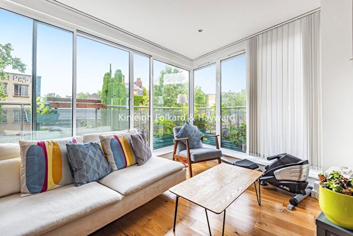 1 Bedroom Flat To Rent In Newington Causeway, London, SE1