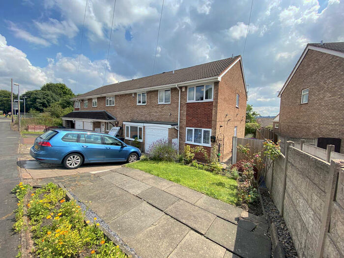 Houses to rent in Brierley Hill, West Midlands