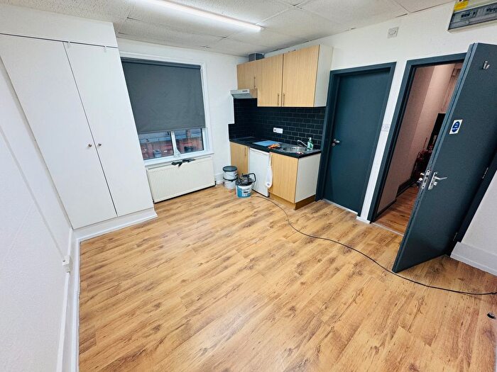Studio To Rent In London Road, Thornton Heath, CR7