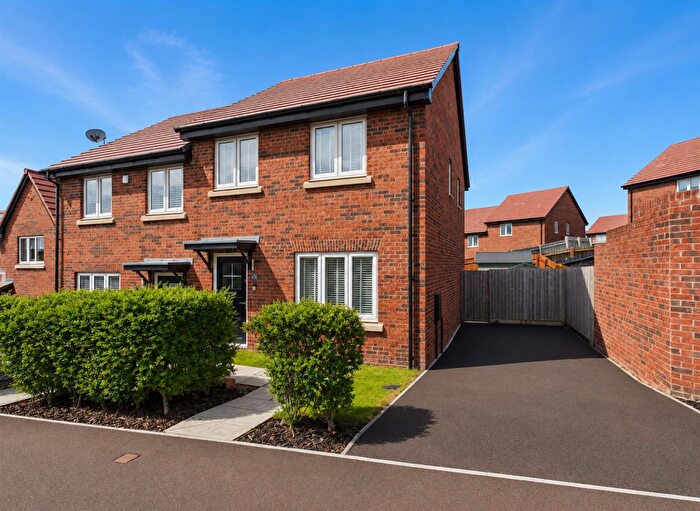 3 Bedroom Semi Detached House For Sale In Bluebell Crescent, Brockworth, Gloucester, GL3
