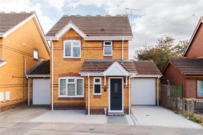 3 Bedroom Detached House For Sale In Primrose Close, Haydon Wick, Swindon, SN25