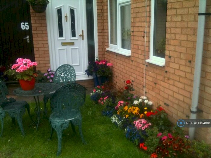 1 Bedroom Flat To Rent In Bader Gardens, Slough, SL1