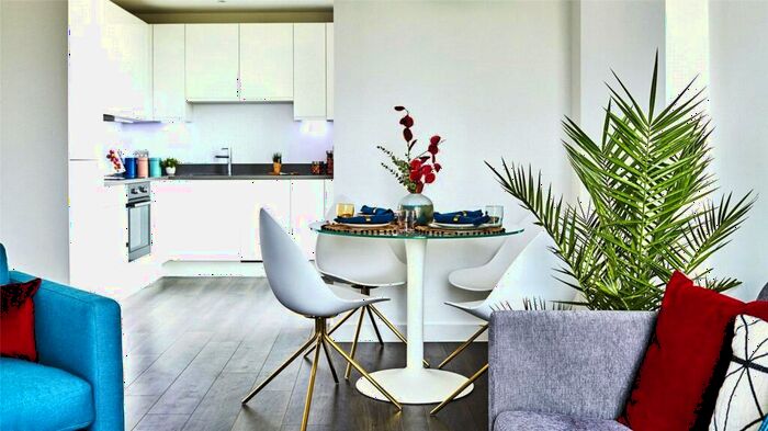 2 Bedroom Apartment To Rent In Batavia Road, London, SE14