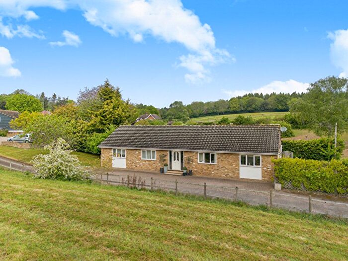 3 Bedroom Detached House For Sale In Megg Lane, Chipperfield, WD4