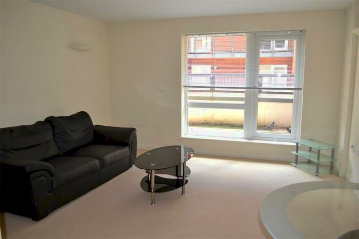 1 Bedroom Flat To Rent In Stockport Road, Manchester, Greater Manchester, M13