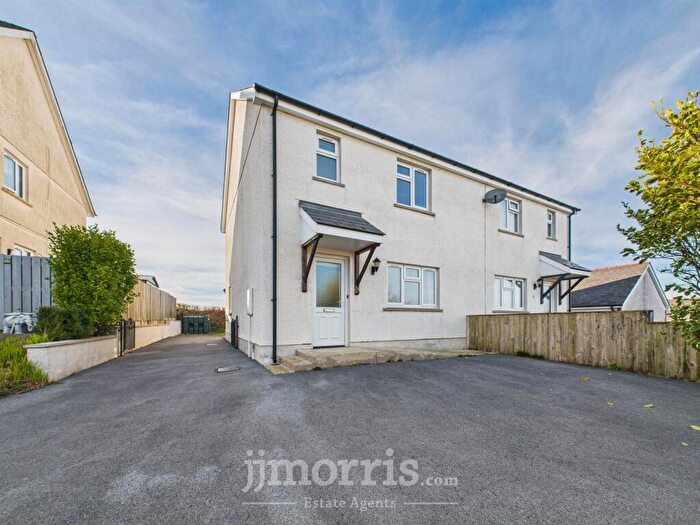 3 Bedroom Semi-Detached House For Sale In Blaen Treweryll, Blaenffos, Boncath, SA37