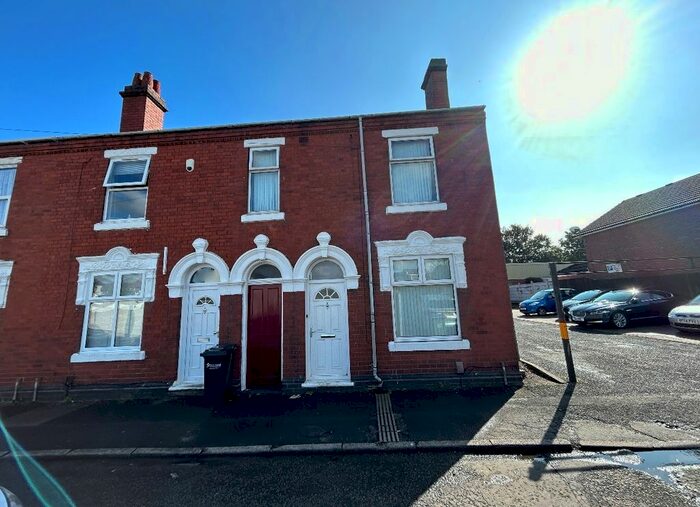 3 Bedroom Property To Rent In Cooper Street, West Bromwich, B70