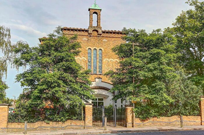 1 Bedroom Flat To Rent In Burrage Road, Woolwich, SE18