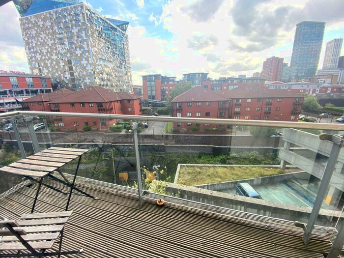 2 Bedroom Apartment To Rent In Centenary Plaza, B1