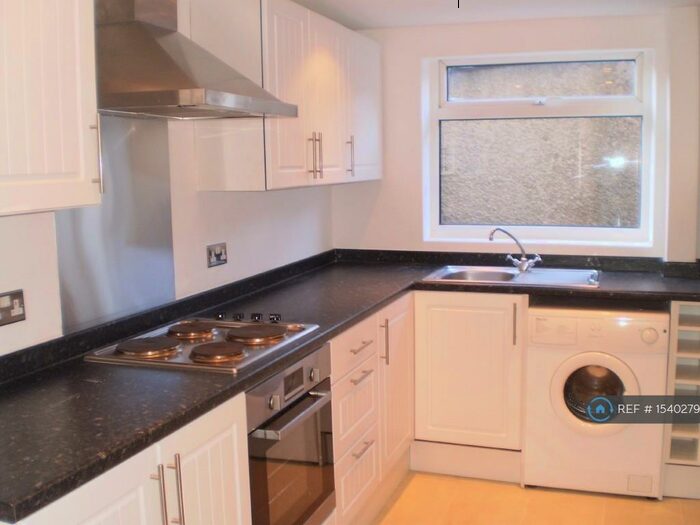 1 Bedroom Flat To Rent In Outram Street, Darlington, DL3