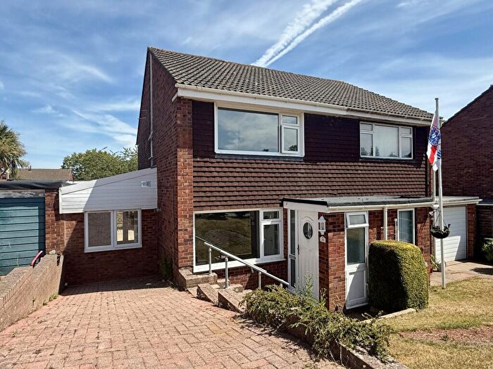 3 Bedroom Semi Detached House For Sale In Nadder Park Road, St.Thomas, EX4