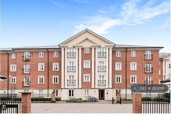 2 Bedroom Flat To Rent In Brunel Crescent, Swindon, SN2