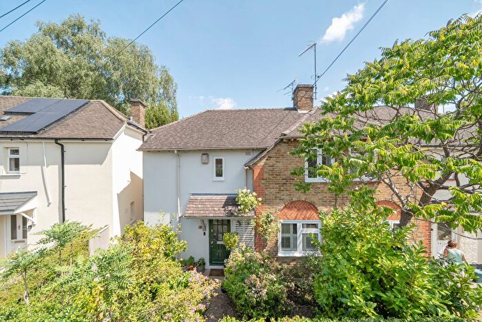 4 Bedroom Semi-Detached House For Sale In Blackwell Road, Kings Langley, Hertfordshire, WD4