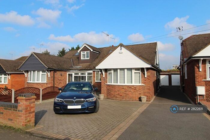 4 Bedroom Bungalow To Rent In Oliver Road, Brentwood, CM15