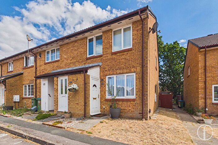 1 Bedroom Maisonette For Sale In Celandine Avenue, Locks Heath, SO31