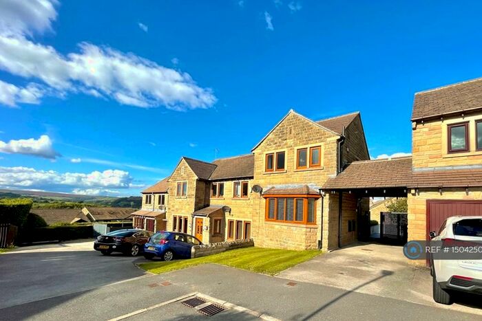 3 Bedroom Semi-Detached House To Rent In Gill Meadows, Stannington, Sheffield, S6