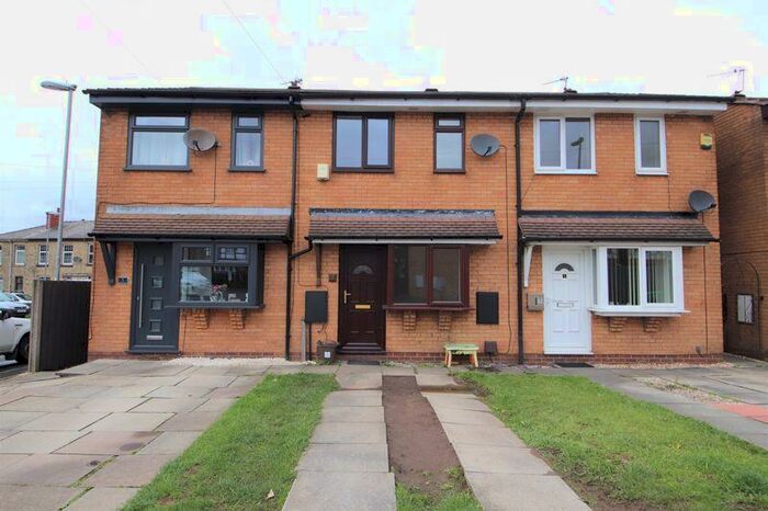 2 Bedroom Detached House To Rent In Lock Close, Heywood, OL10