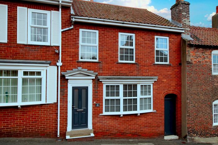 3 Bedroom Terraced House To Rent In Tollergate, Scarborough, YO11