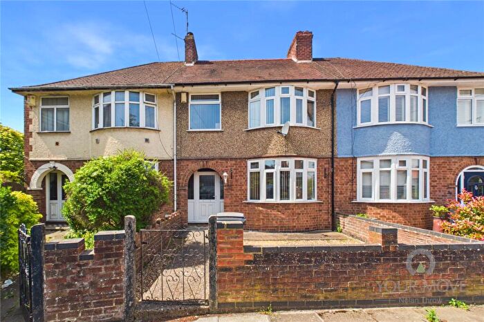 3 Bedroom Terraced House For Sale In Lyncroft Way, Kingsthorpe Hollow, Northamptonshire, NN2