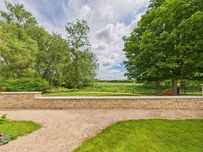 2 Bedroom Cottage For Sale In Prebendal Court, Station Road, Shipton-under-Wychwood, OX7