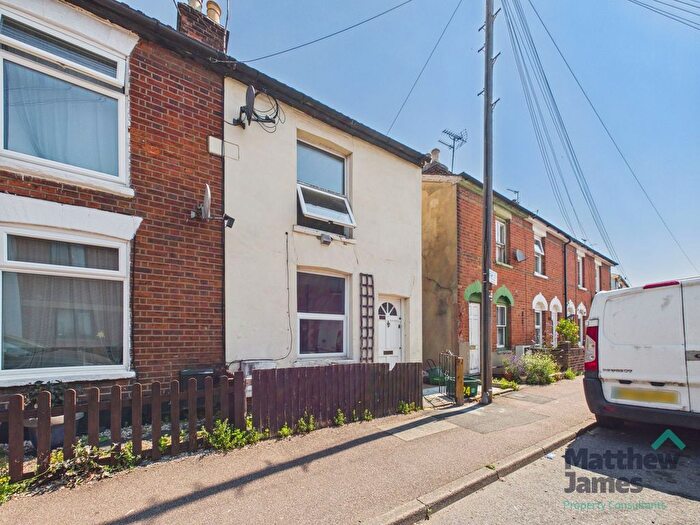2 Bedroom End Of Terrace House To Rent In Winnock Road, Colchester, CO1