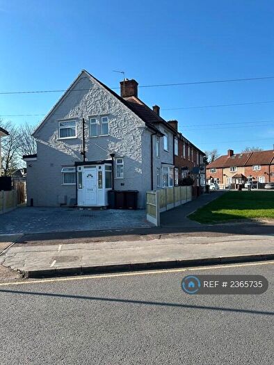 4 Bedroom Semi-Detached House To Rent In Stevens Road, Dagenham, RM8