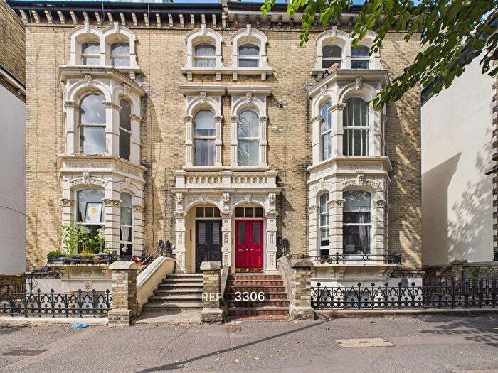1 Bedroom Flat To Rent In Tisbury Road, Hove, BN3
