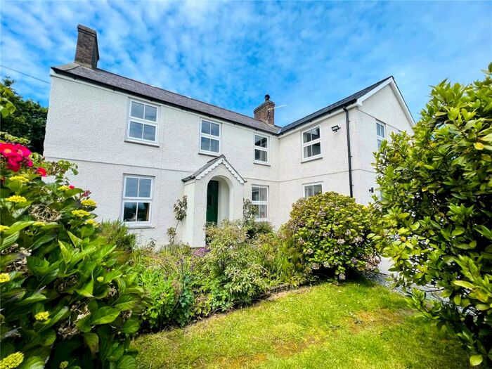 4 Bedroom Detached House For Sale In Chwilog, Pwllheli, Gwynedd, LL53