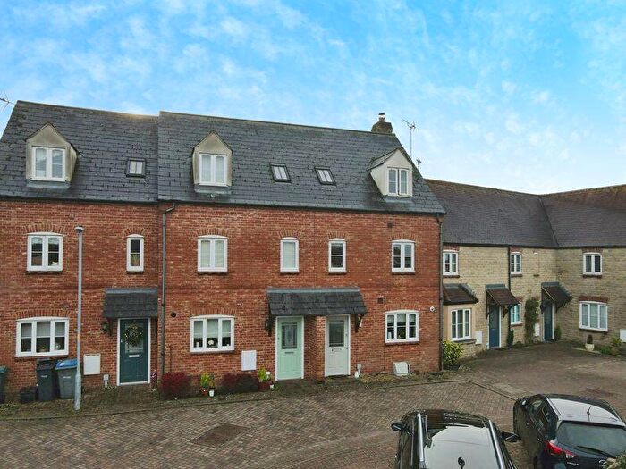 3 Bedroom Terraced House For Sale In Smith's Court, Swindon, SN5