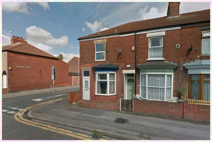 2 Bedroom Terraced House To Rent In Buckingham Street, Hull, HU8