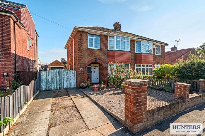 3 Bedroom Semi-Detached House For Sale In Northfield Lane, Riccall, York, YO19