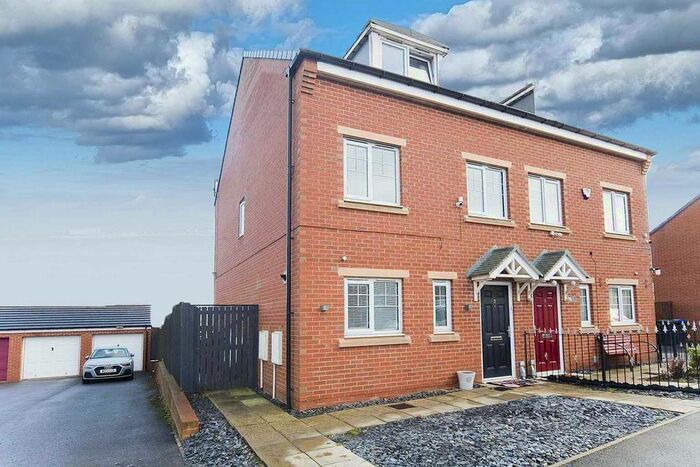 3 Bedroom Semi-Detached House For Sale In Hanover Crescent, Shotton Colliery, Durham, DH6