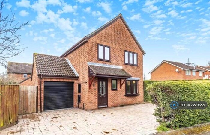 4 Bedroom Detached House To Rent In Ashcroft Close, Oxford, OX2