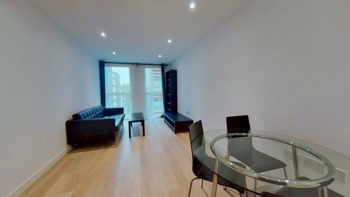 1 Bedroom Apartment To Rent In Pinnacle Apartments, Saffron Central Square, Croydon, CR0
