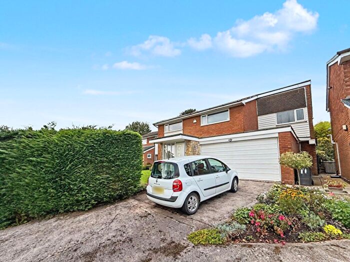 4 Bedroom Detached House For Sale In Ryecroft, Whitefield, M45