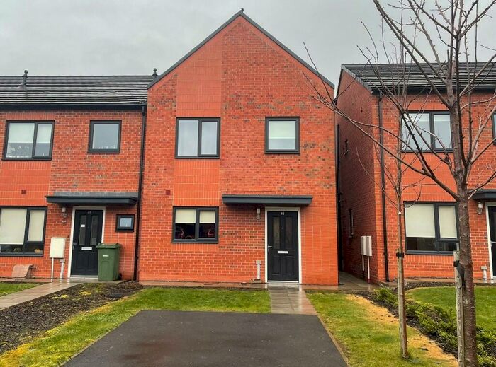 3 Bedroom End Of Terrace House To Rent In Faversham Way, Minshull Way, Birkenhead, Wirral, Merseyside, CH42