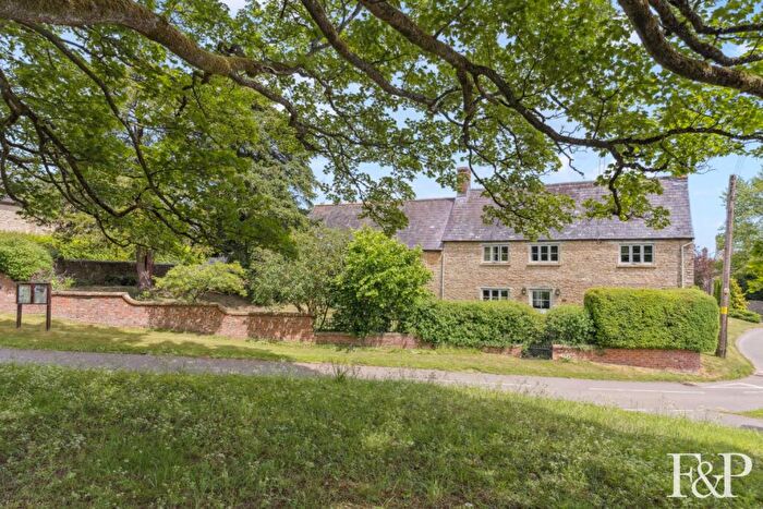 6 Bedroom Detached House For Sale In Farthinghoe Road, Hinton-In-The-Hedges, NN13