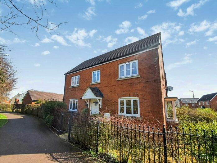 3 Bedroom Semi-Detached House To Rent In Hummingbird Gardens, Trowbridge, BA14
