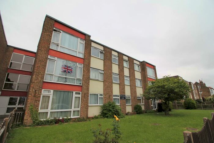 2 Bedroom Apartment To Rent In Lower Northdown Avenue, Margate, CT9
